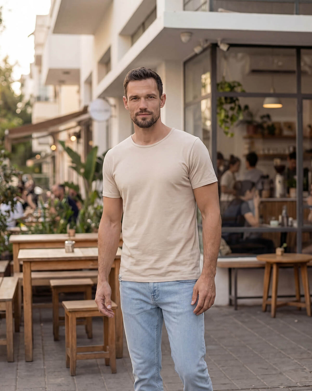 במבוק - בז׳ - קלאסי