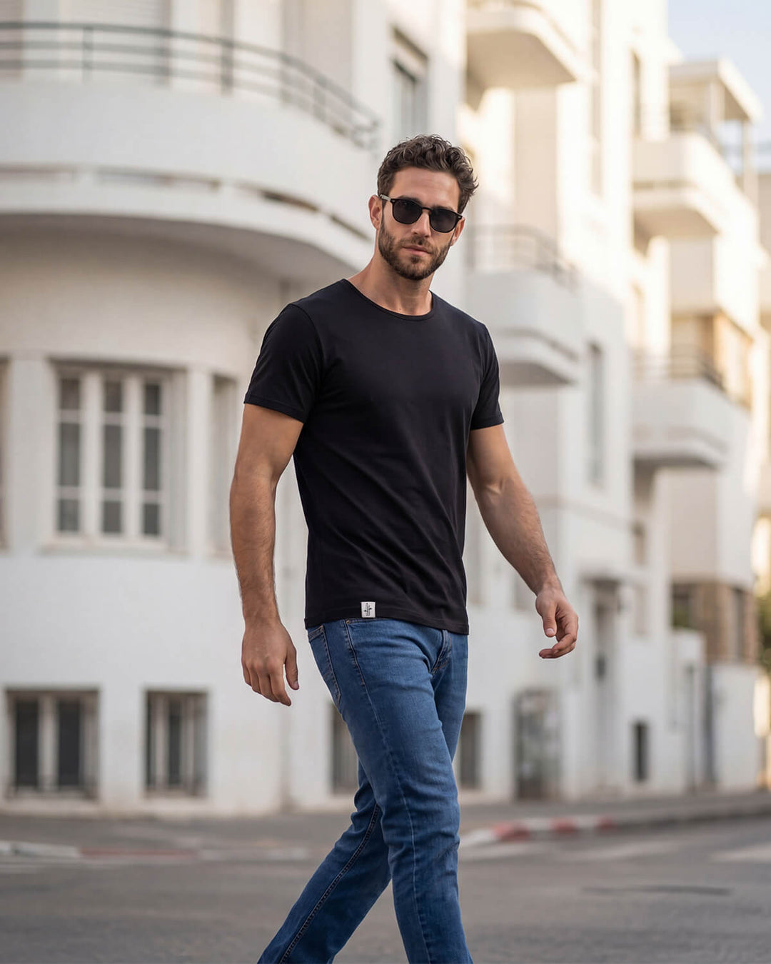 במבוק - שחור - קלאסי