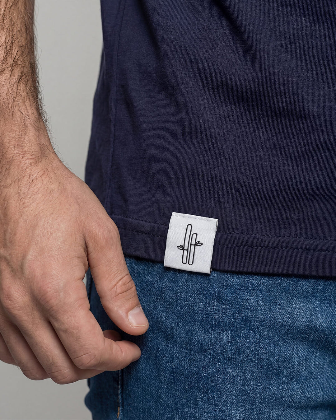 במבוק - נייבי - קלאסי