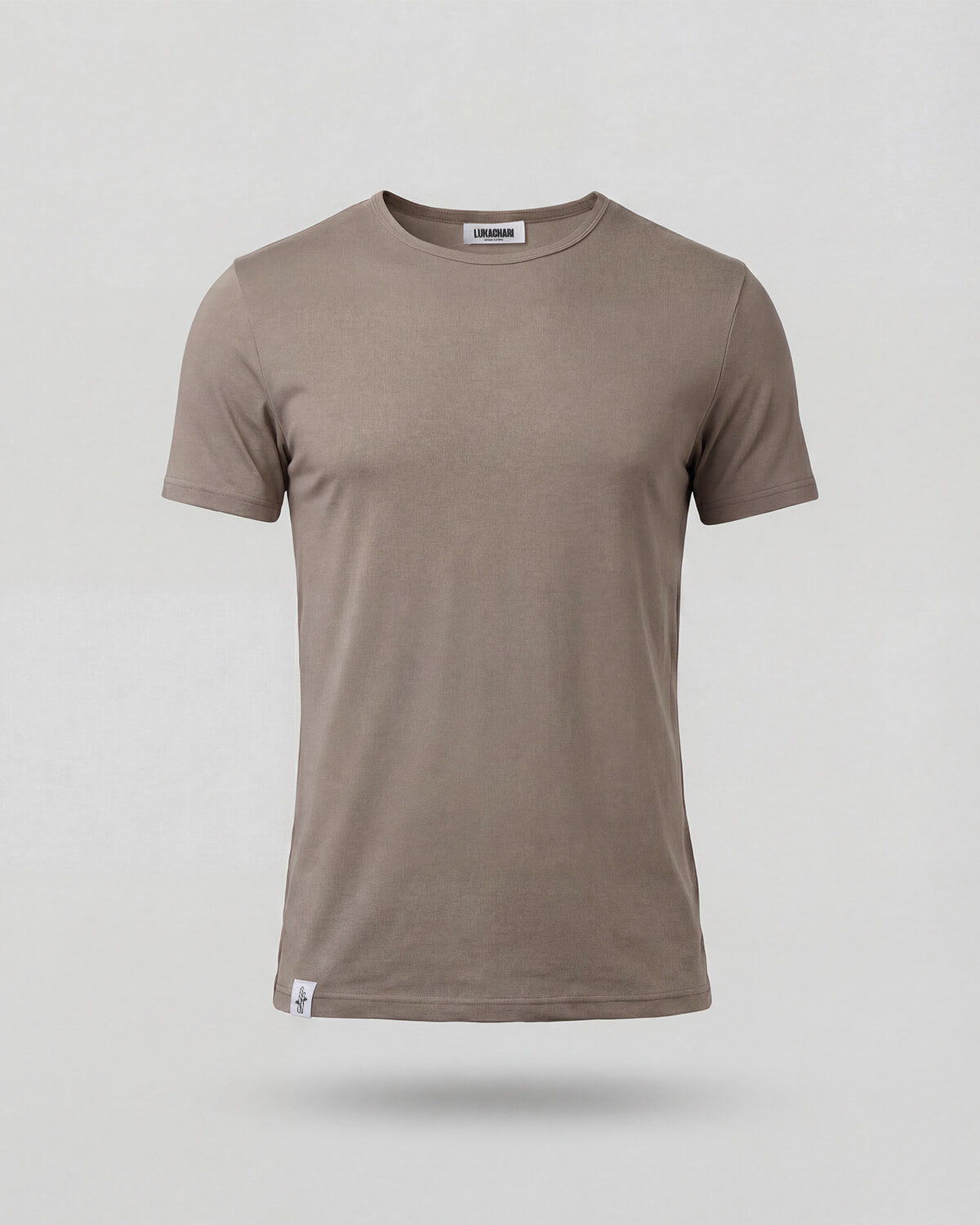 טישרט מבמבוק חומה לגבר בגזרה קצרה