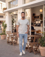 חולצת במבוק לגבר בצבע אפור בהיר נושמת ונוחה