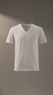 LUKACHARI product film, V-neck bamboo t-shirt in off-white