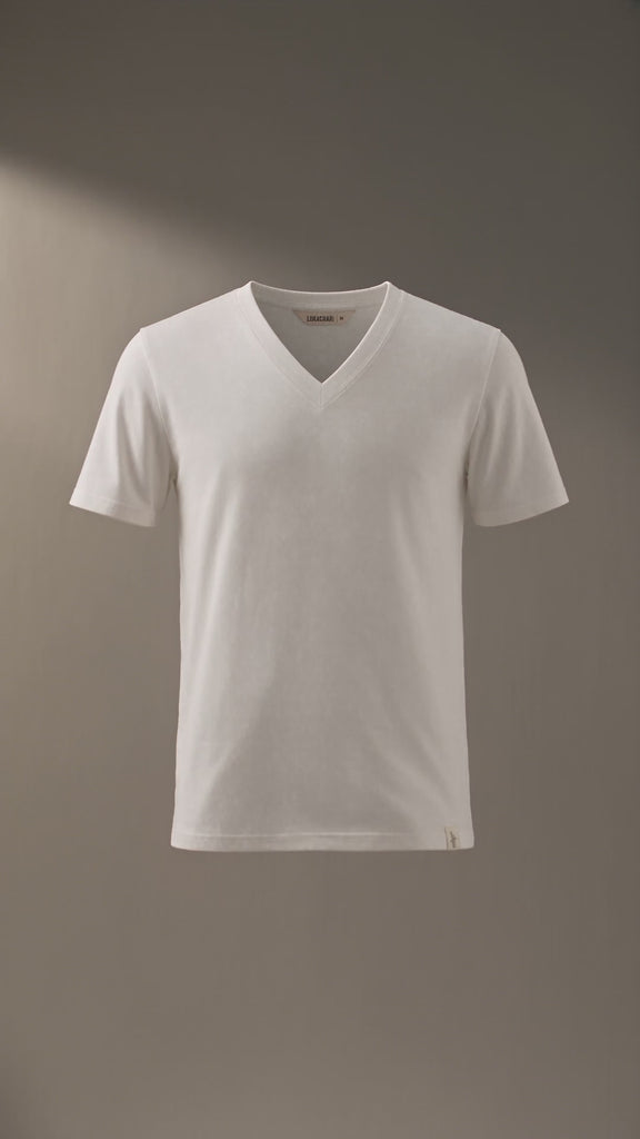 LUKACHARI product film, V-neck bamboo t-shirt in off-white