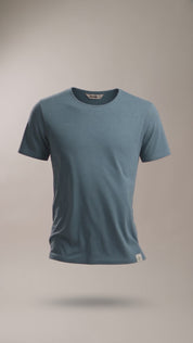 LUKACHARI product film, bamboo t-shirt in blue